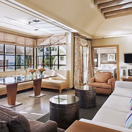 The Villas At Bahia Del Duque 酒店 阿德耶