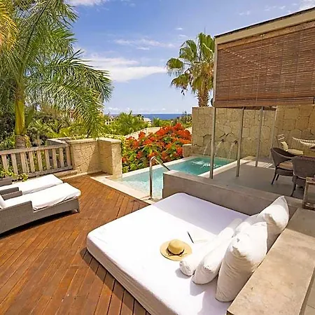 The At Bahia Del Duque Hotell